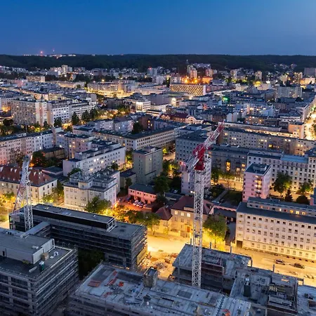 Sea Towers Luxury דירה *