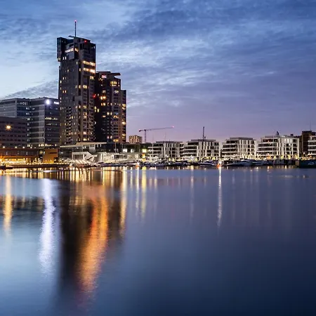 Sea Towers Luxury גדינייה