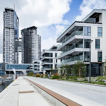 Sea Towers Luxury דירה *